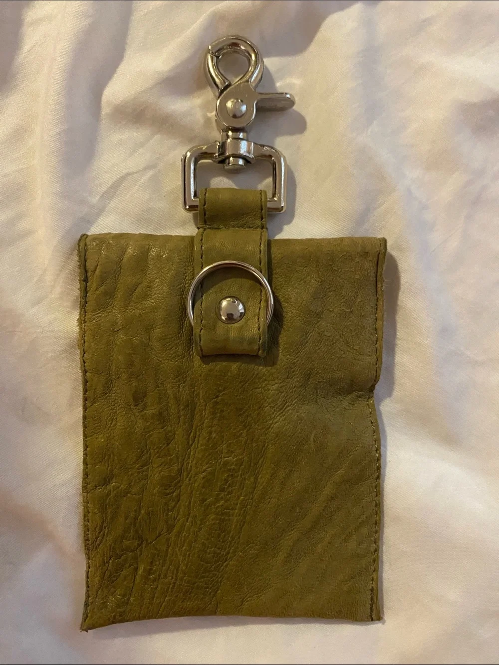 Leather Key & Card Holder in Olive Green with Silver Hardware